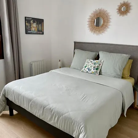 Saint-nicolas Apartment