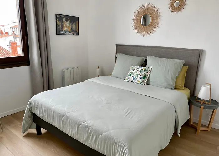 Saint-nicolas Apartment